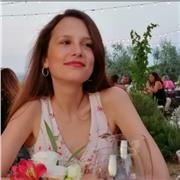 Laureata in scienze politiche e studentessa di dietistica, offro ripetizioni e aiuto compiti per scuole medie ed elementari